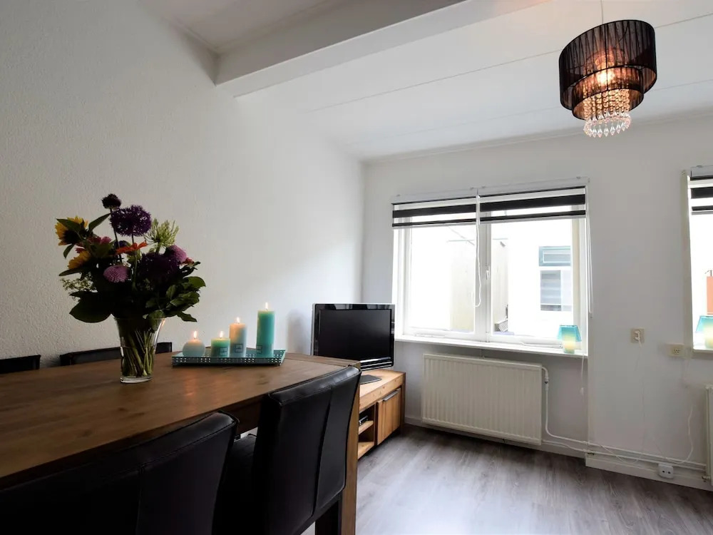 Cosy Holiday Home in Katwijk aan Zee by the Beach