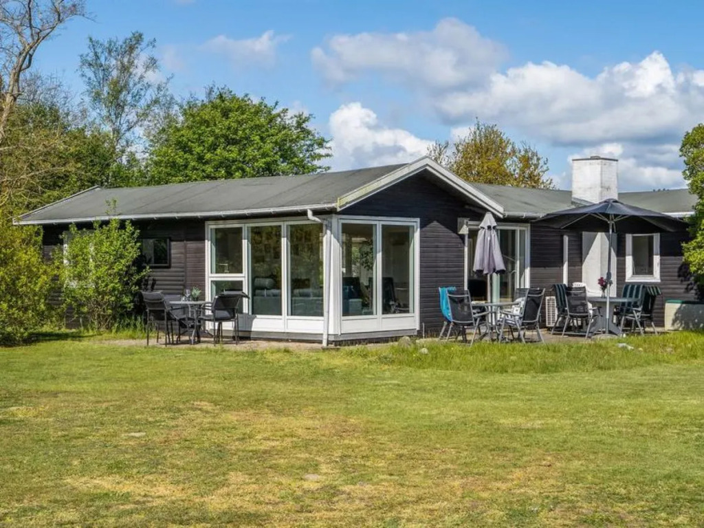 "Frellaf" - 250m from the sea in Djursland and Mols