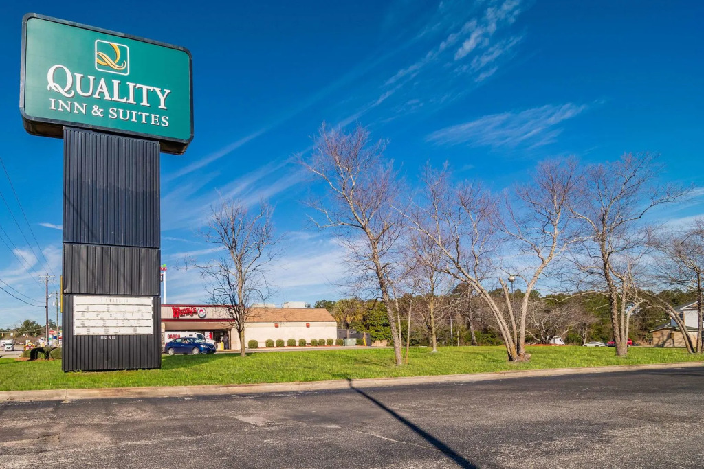 Quality Inn & Suites Santee I-95