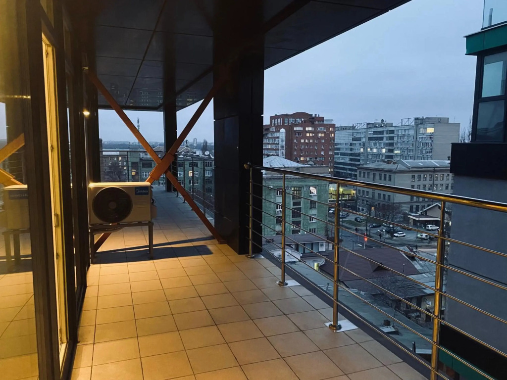 Twin studio apartments in the center near Most City