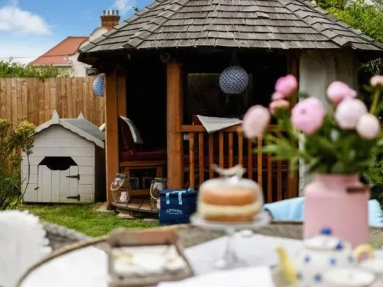 Danes House - BB