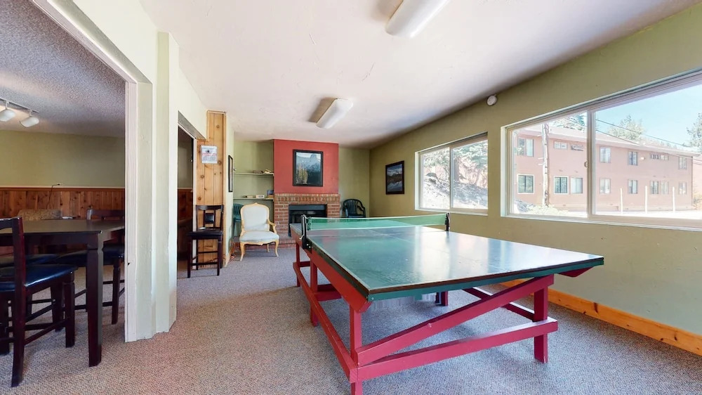 Mammoth View Villas 35