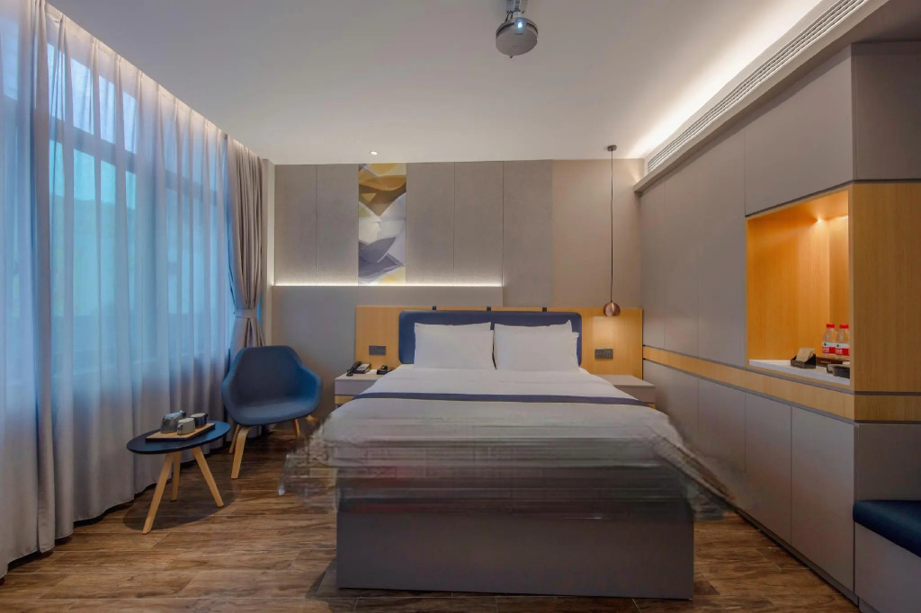 Homeinn Selected Hotel (Changzhou Universal Dinosaur Park Wanda Plaza)