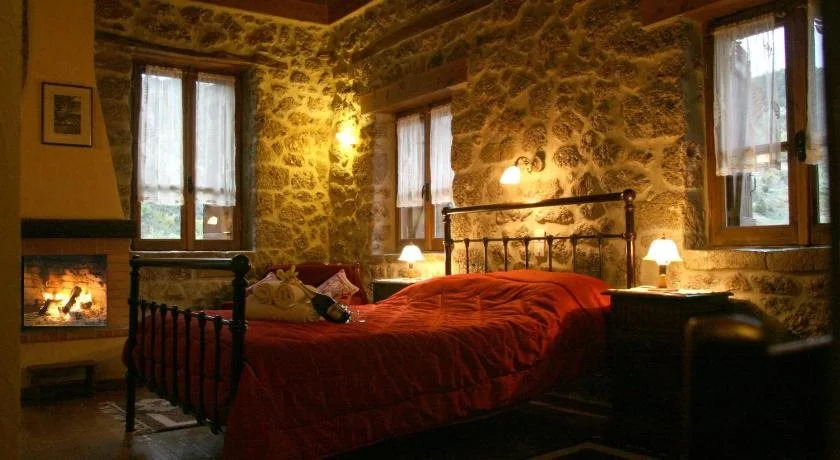Pigi Tarlampa Hotel