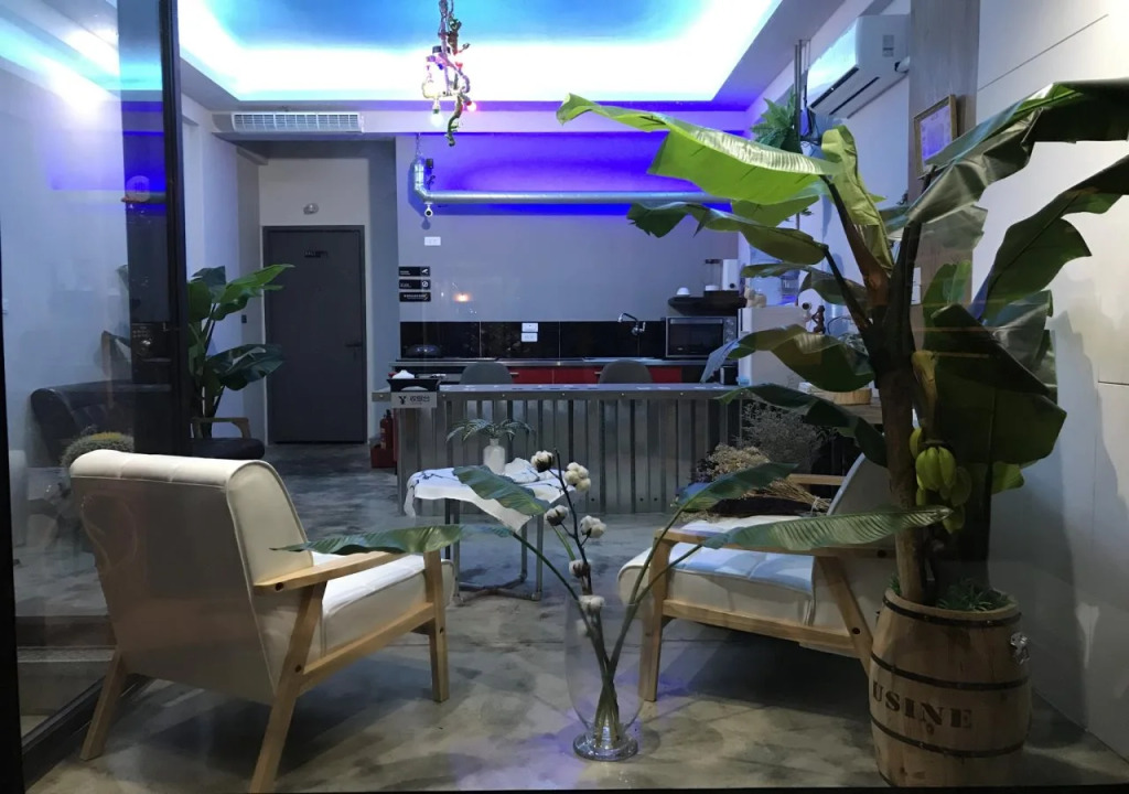Fas Glass House B&B