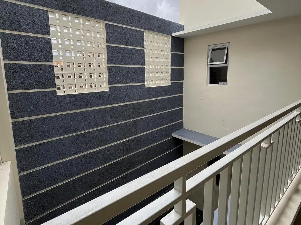 Urbanview Indria Inn Solo by RedDoorz