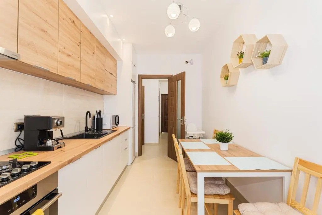 Isaran 2D4E Apartment Brașov