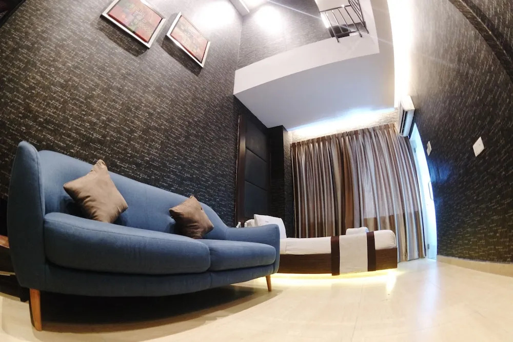 Here Hotel
