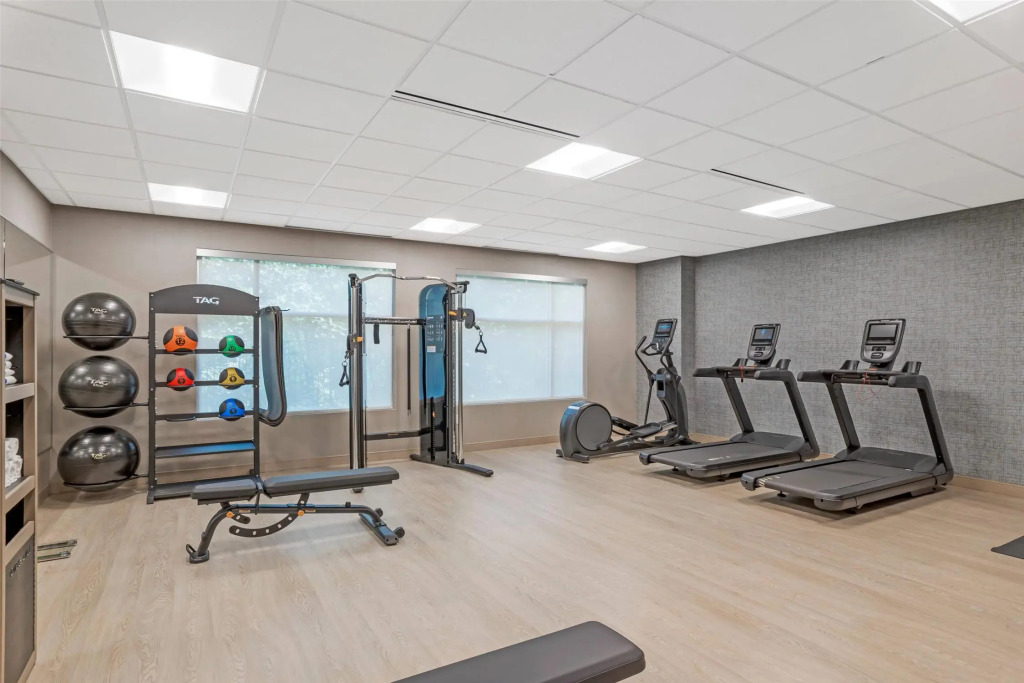Cambria Hotel Fort Worth - Medical Center
