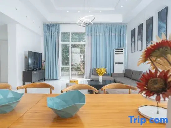 Shanghai Meishu Time Swimming Pool Party Single-family Villa