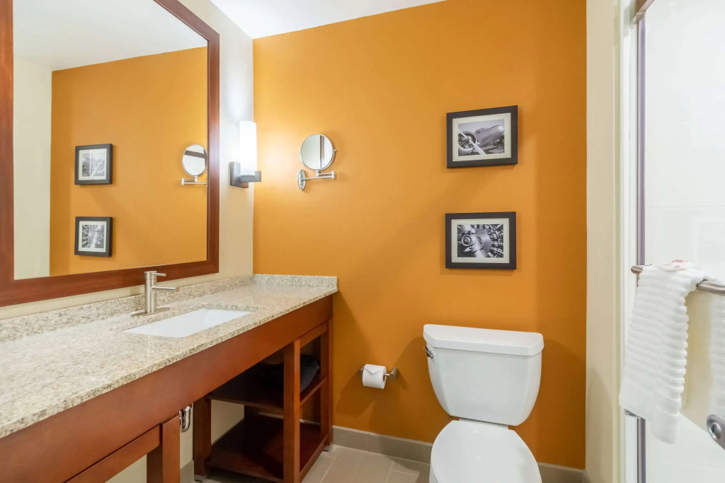 Comfort Inn & Suites - Harrisburg Airport - Hershey South