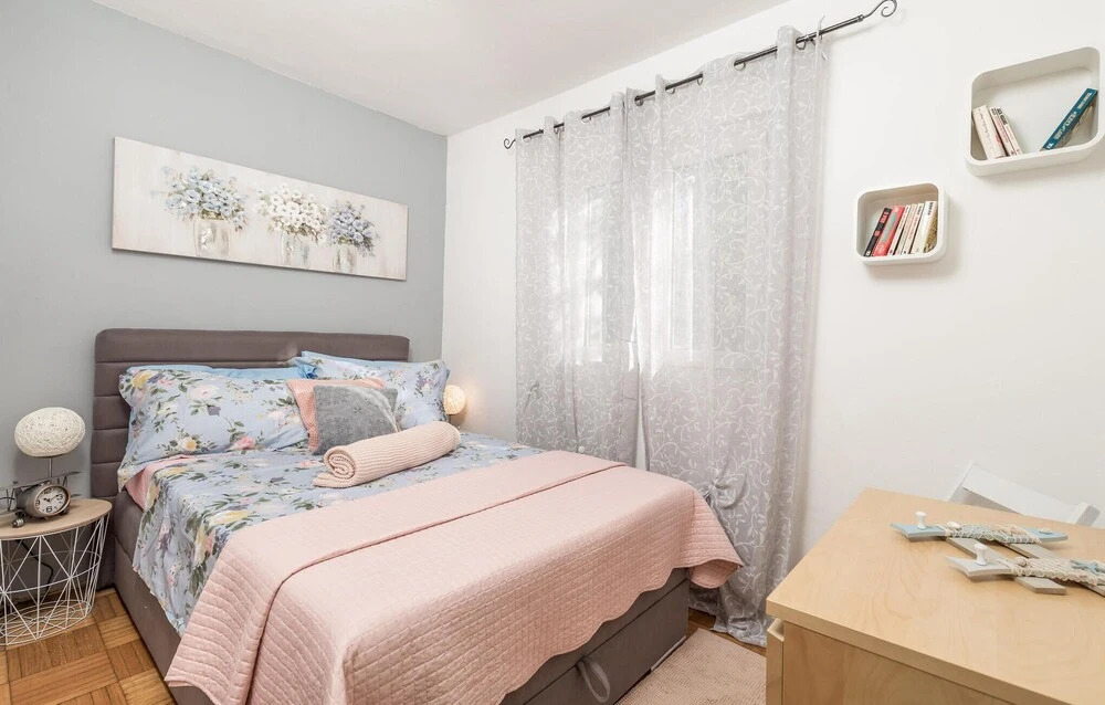 Awesome Home in Lukovo Sugarje With 4 Bedrooms and Wifi