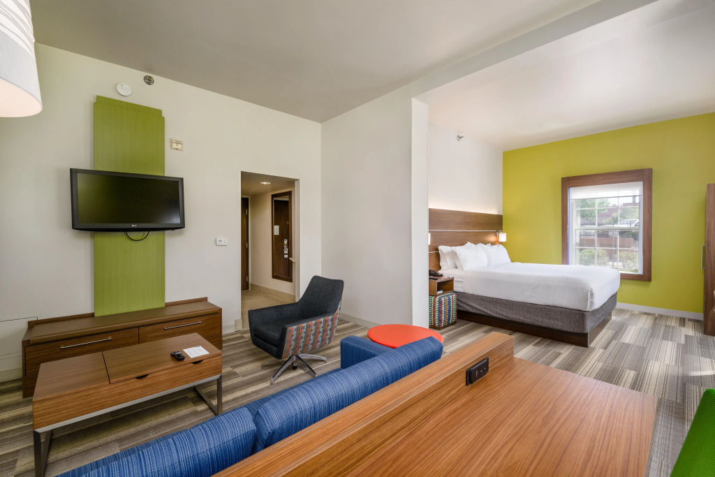 Holiday Inn Express Phoenix-Airport/University Drive by IHG