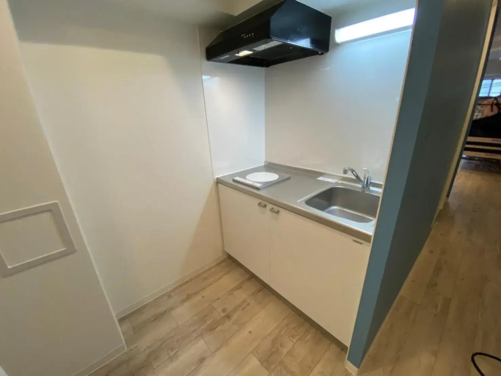 Only 1 minute to subway station (G-18 Ginza Line)