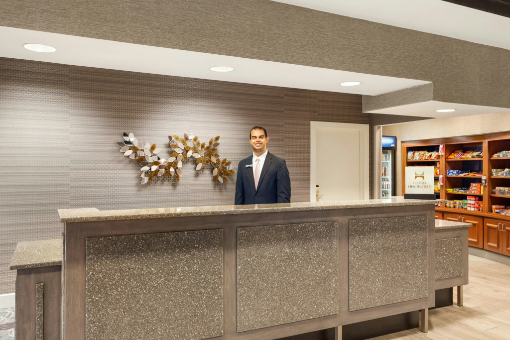 Hampton Inn & Suites Denver-Cherry Creek