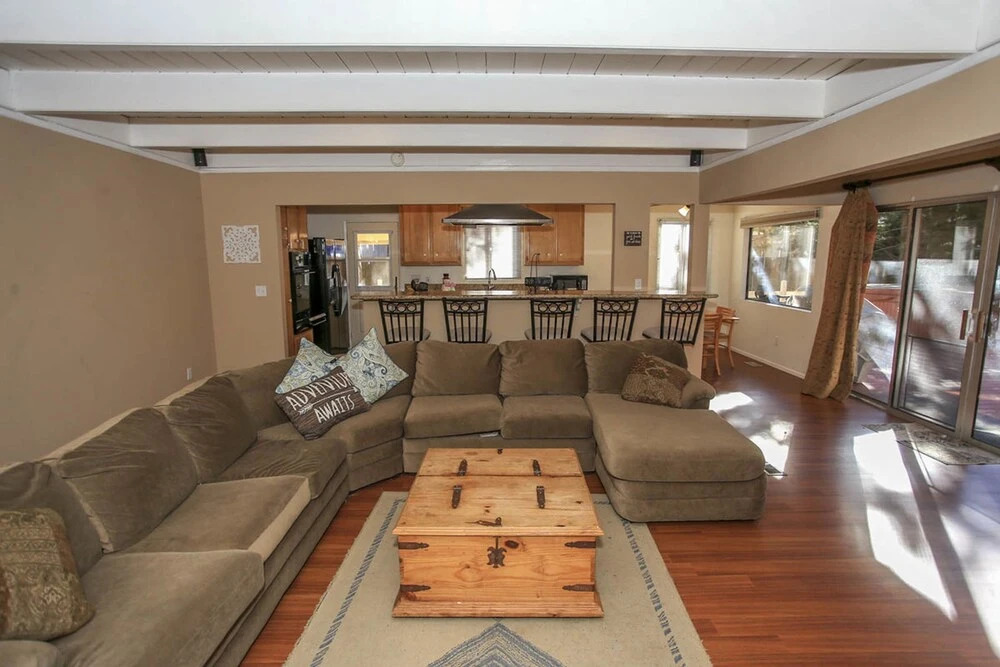 Cozy up to Summit-1651 by Big Bear Vacations