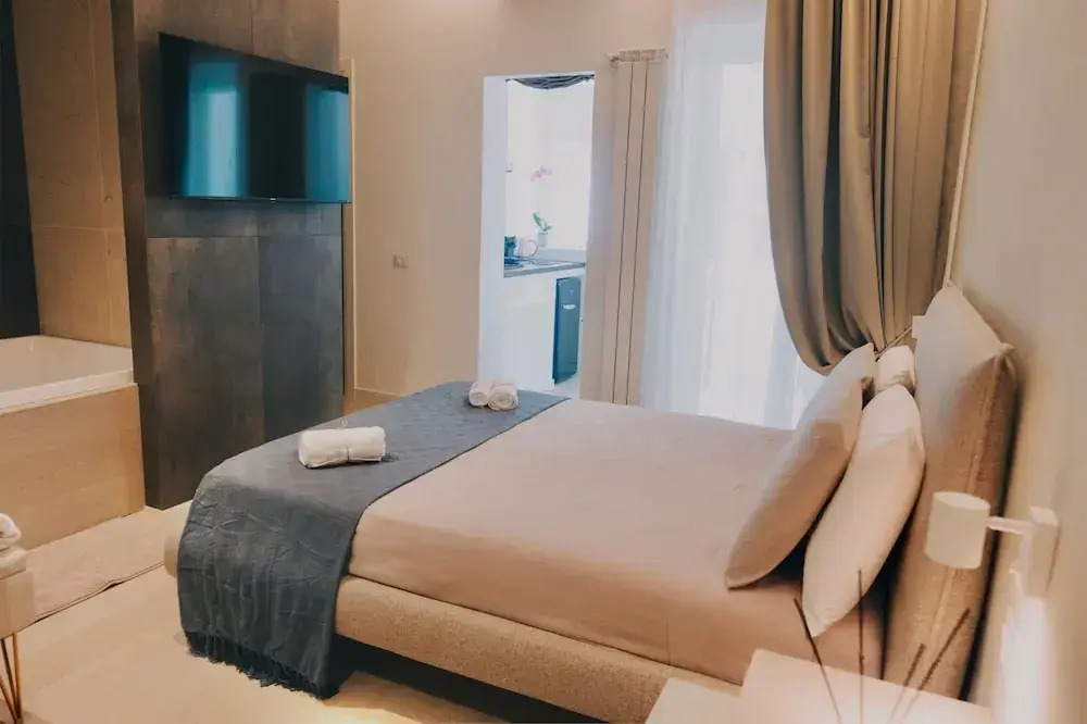 18zero2 luxury rooms