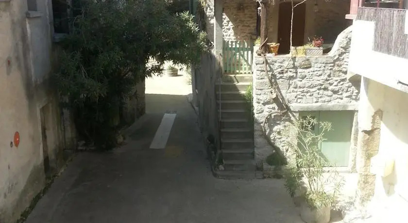 Ti Maen