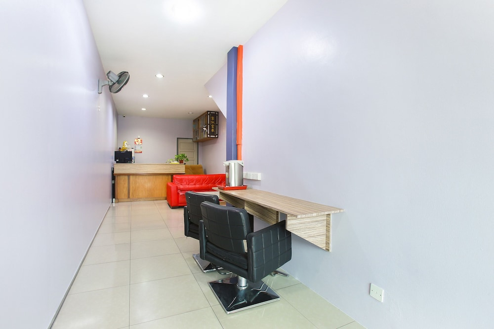 OYO 89332 DE Hotel