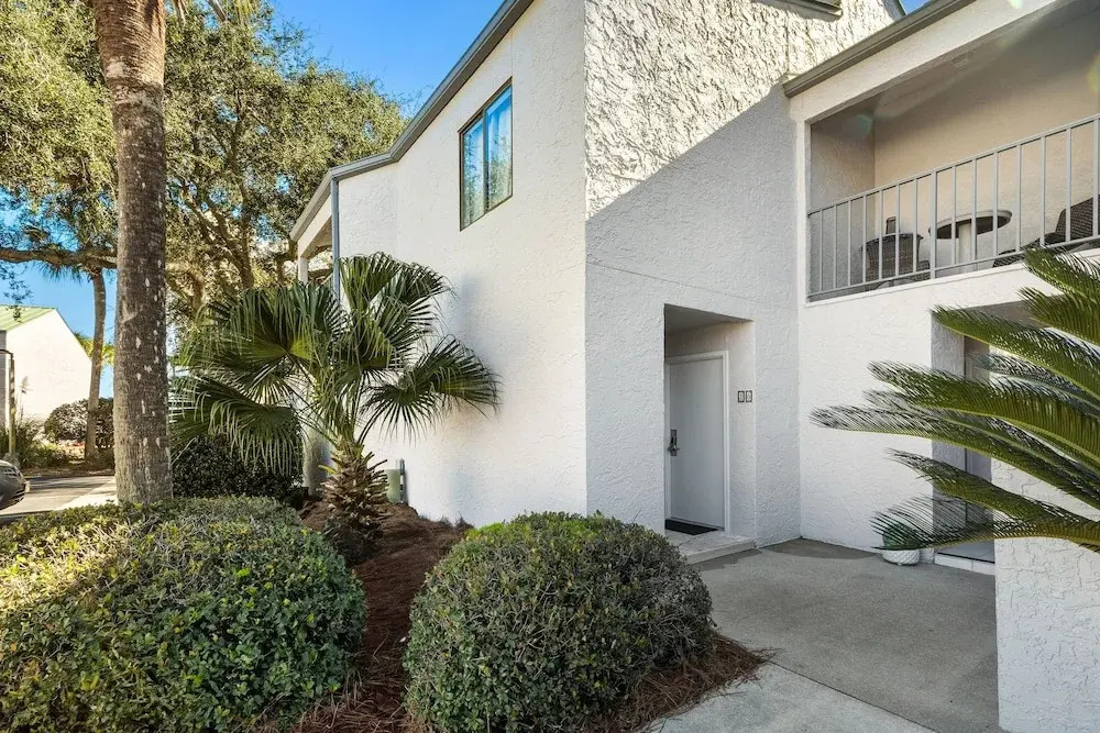Shoreline Garden 16 3 Bedroom Townhouse