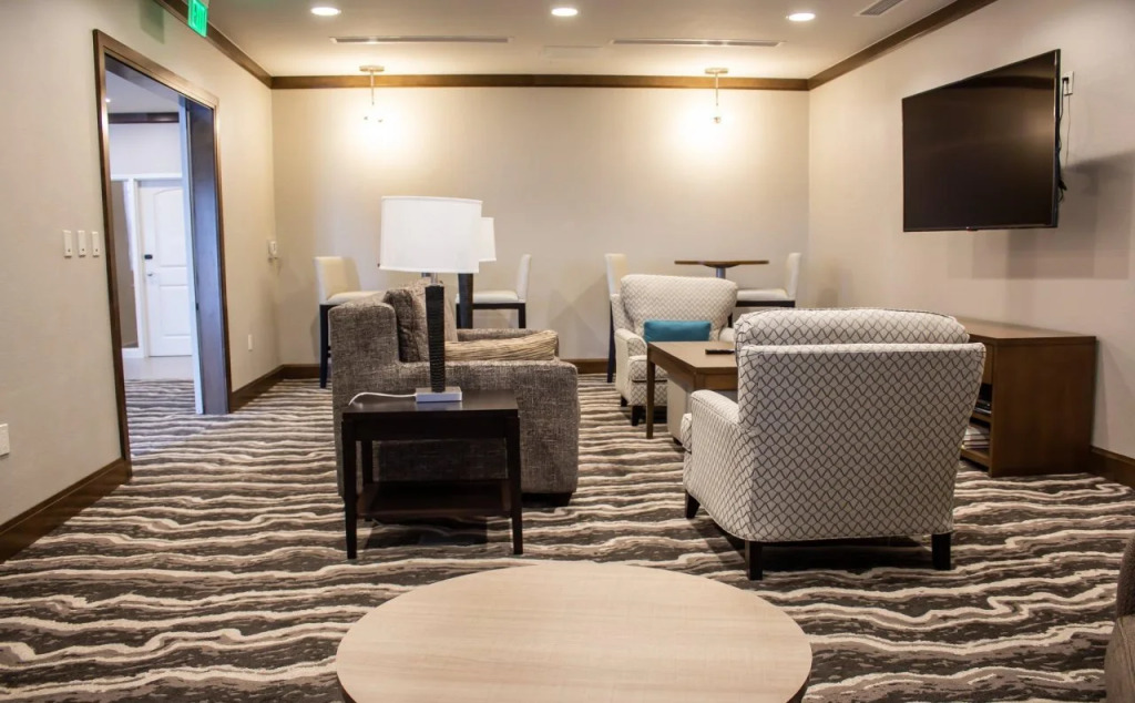 Staybridge Suites - Gainesville I-75 by IHG