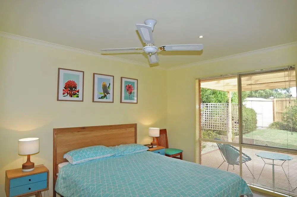 Serrell by the Sea
