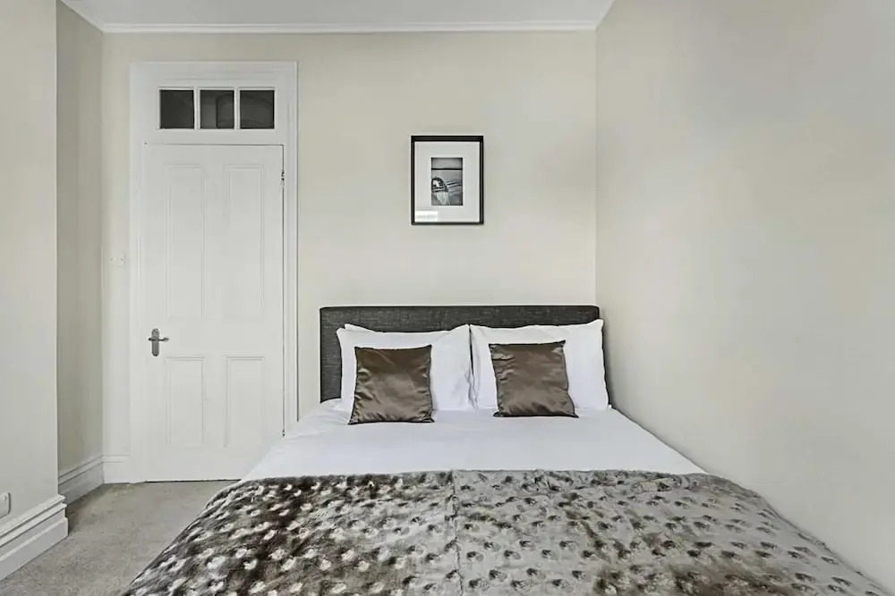 Beautiful Abode In Fulham Broadway