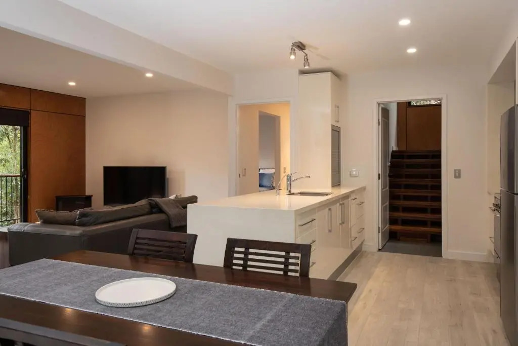 Springbrook25 Pet friendly House