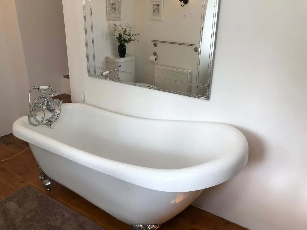 Central Boscastle studio flat