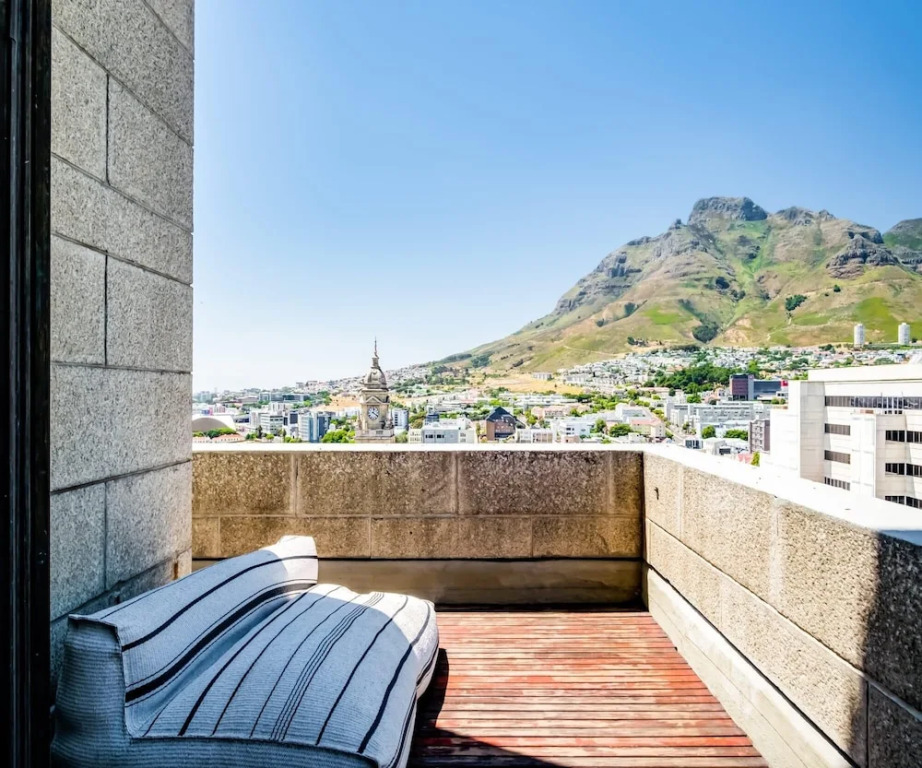 Art Deco Loft in the Heart of Cape Town Splendid Loft