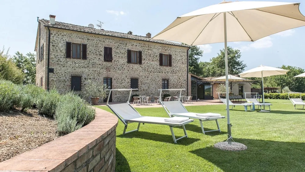PODERE SANTEUGENIO 14, Emma Villas