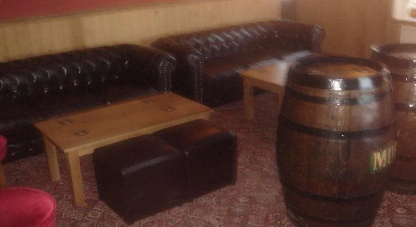 Yew Tree Inn Motel