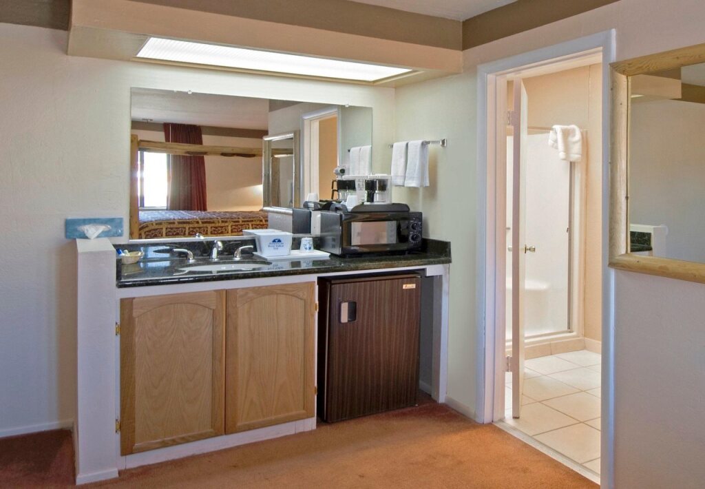 Rim Country Inn - Self Serve Hotel