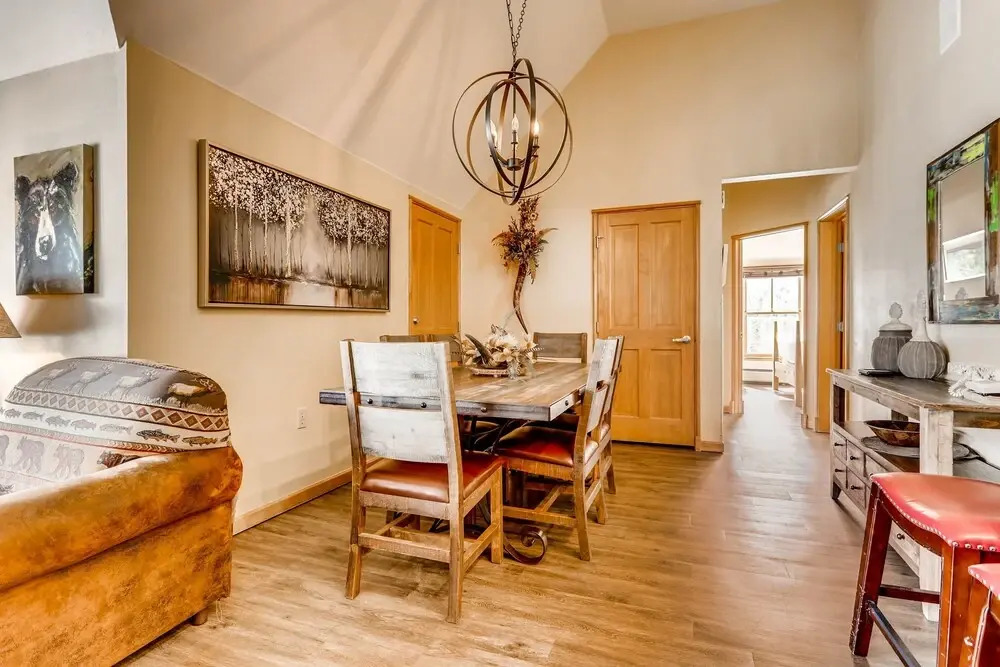 Premier 3br  - Walk Distance To Slopes. Kids Ski Free! 3 Bedroom Condo by RedAwning