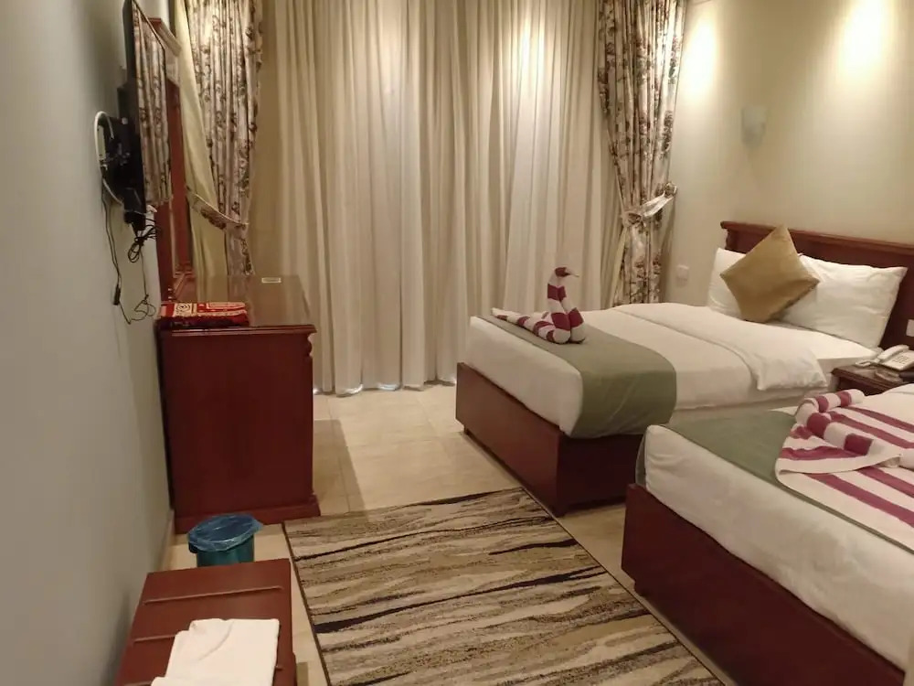 Amwaj Hotel