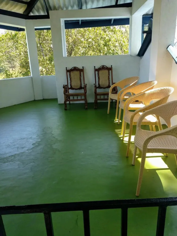Miselly's Bangalow Hostel