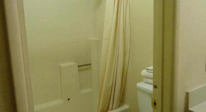 Economy Inn