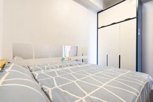 KIRAKUAN PARKVIEW 2BR Pool/Gym/Balcony