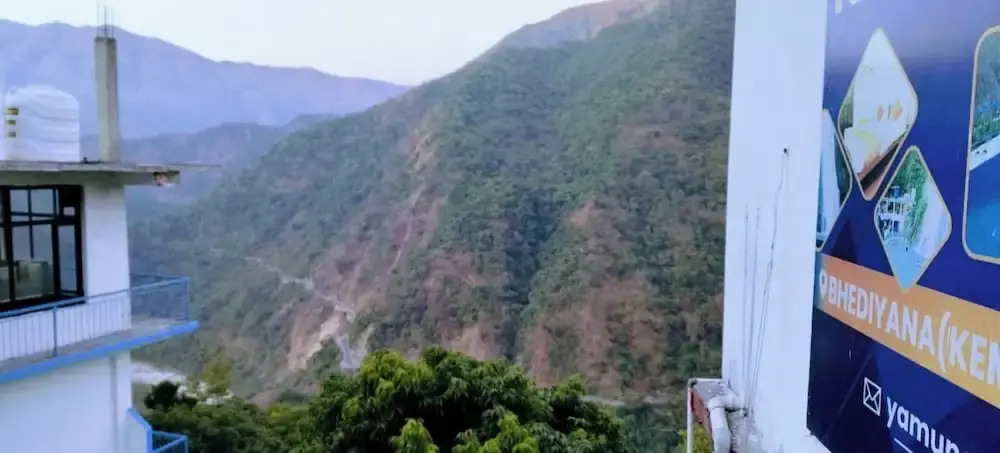 The Yamuna Deck Resort and Cafe