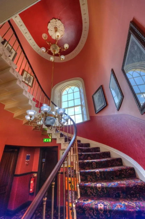 The Elms Hotel