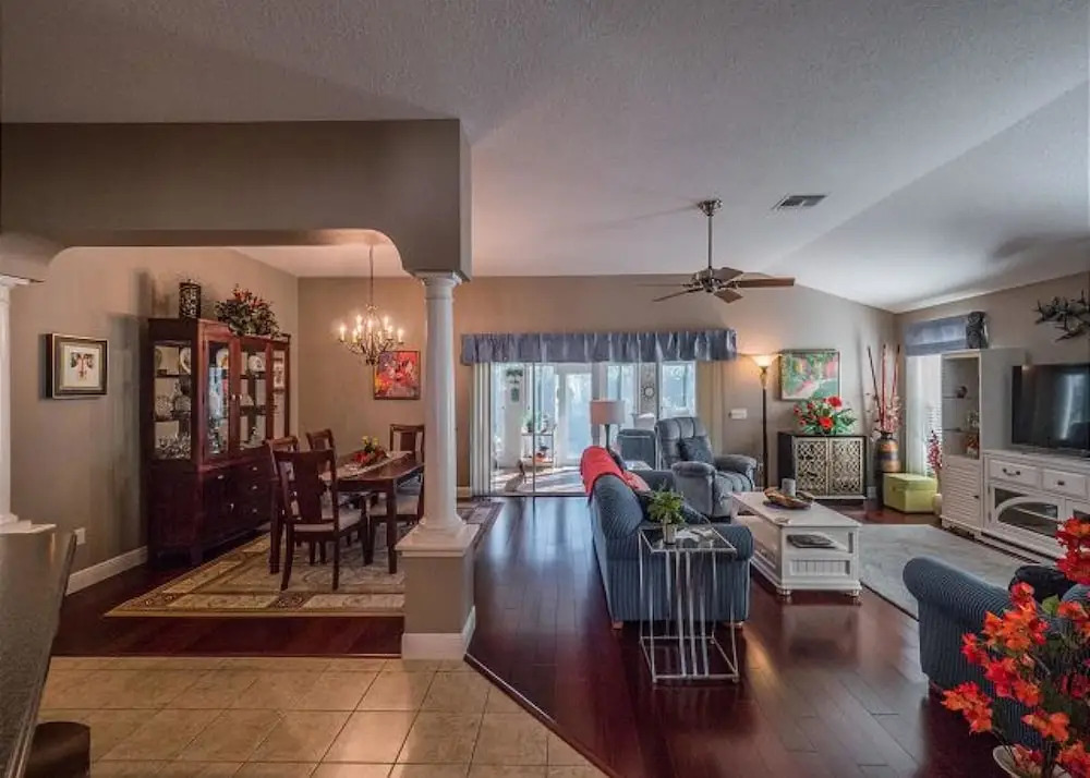 Haynesville Way 800 by White Pelican VR
