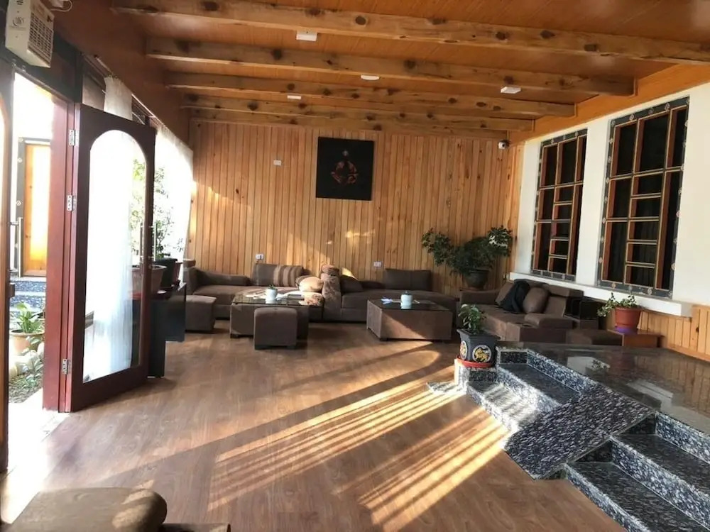 Tsherim Resort