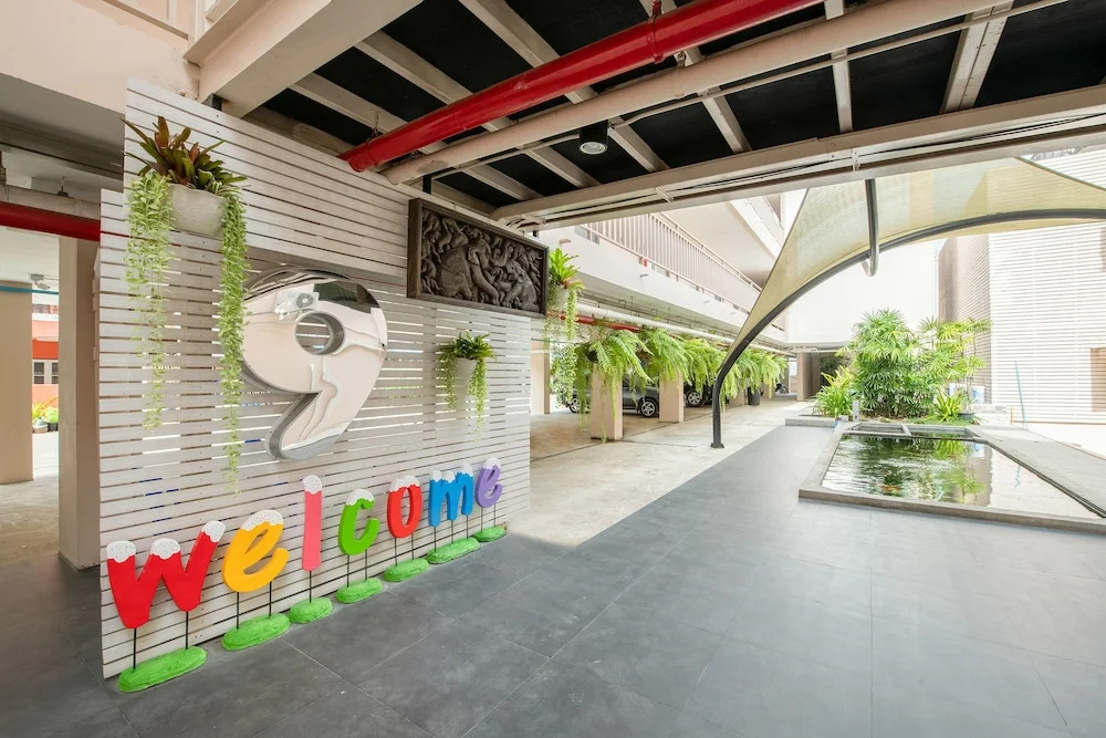 Sattahip 9 Boutique Hotel OYO Rooms