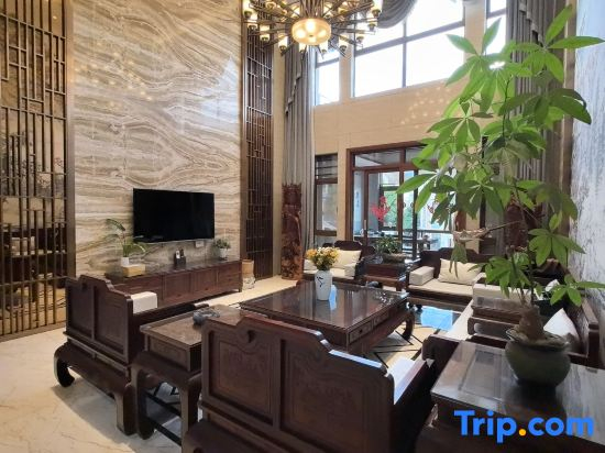Zaishui Yifang Villa Hotel