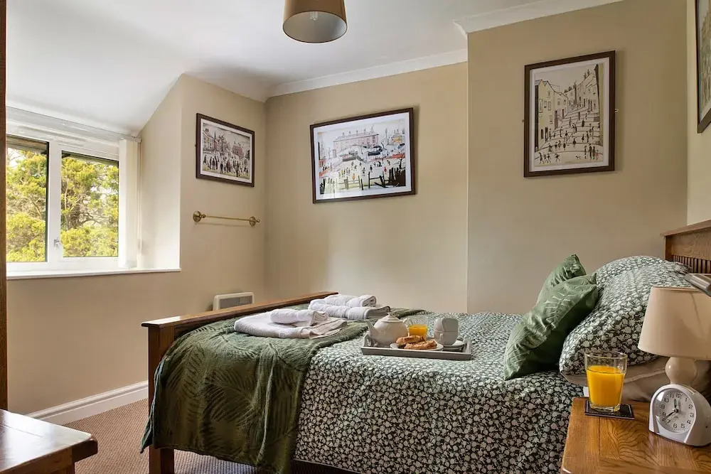 Riverside Holiday Home in Dolgellau, No Deposit