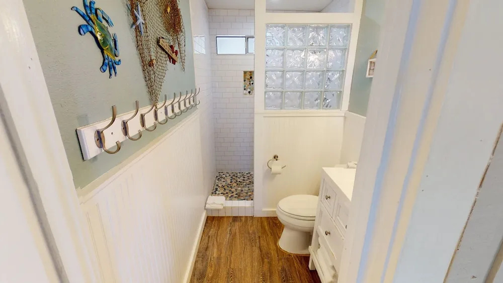 Shore Beats Work 2 Bedroom Home