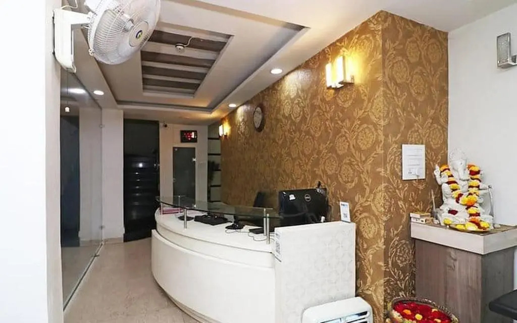 Super Hotel O Smriti Star