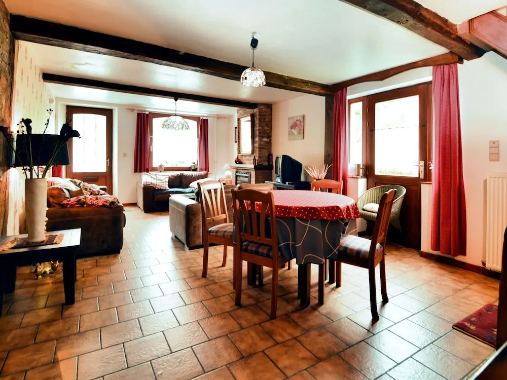 Vintage Holiday Home in Marcourt With Garden