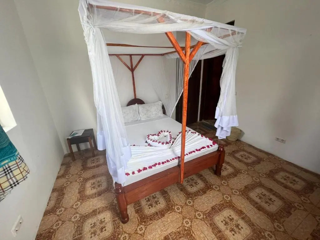 Mauwa House