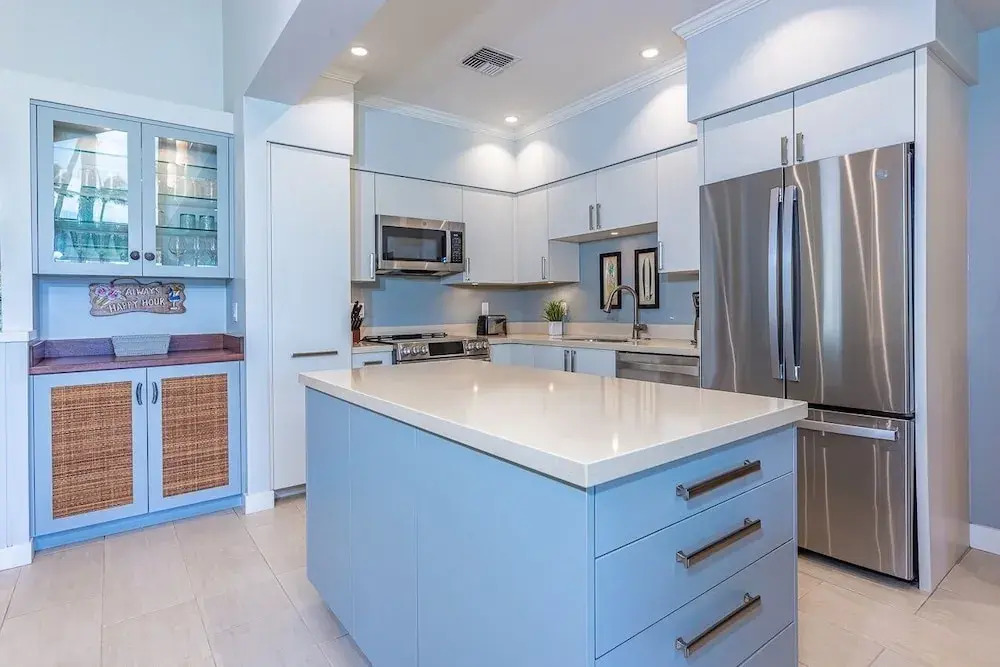 KBM Resorts FREE CAR Maalaea Surf 1-Bedroom Condo with Prime Location and Turtle views MSR-F2